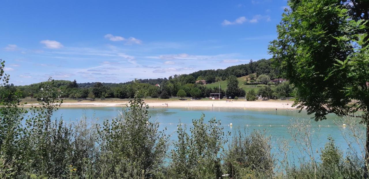 Charmant Logement Avec Piscine Bergerac Exterior foto